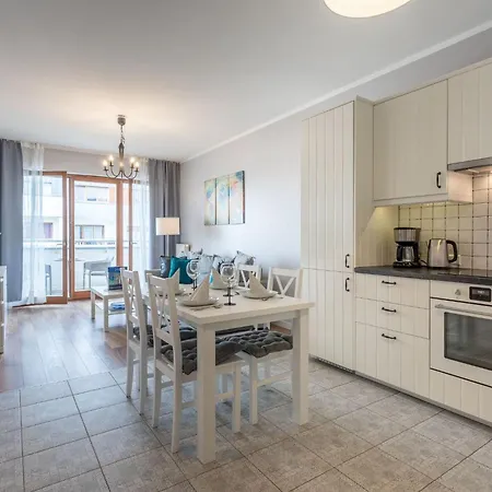 Zuza Mit Schoenem Sonnenbalkon By Interhome Apartment Swinemünde
